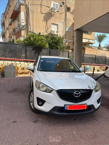 מודעת רכב מאזדה CX-5