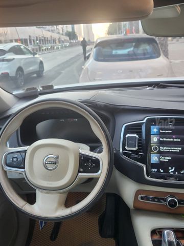 וולוו XC90