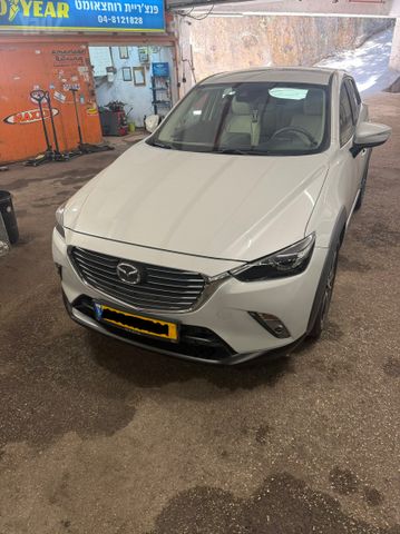 מודעת רכב מאזדה CX-3