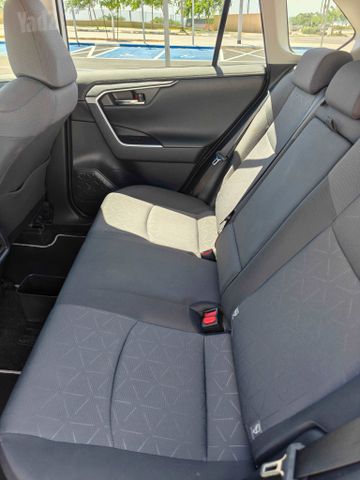 טויוטה RAV4