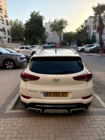 יונדאי טוסון