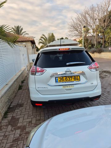 ניסאן אקס טרייל