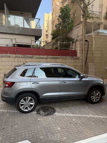 מודעת רכב סקודה קארוק