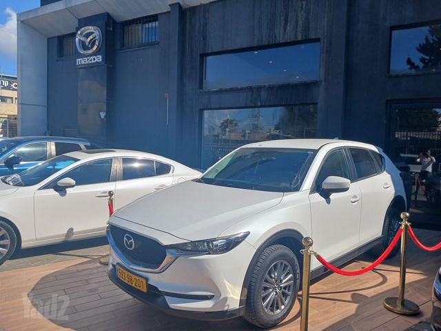 מודעת רכב מאזדה CX-5