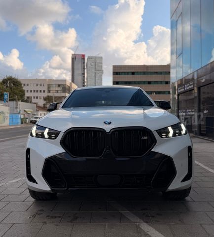 ב מ וו X6