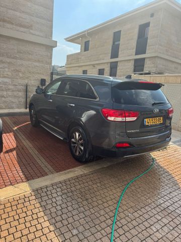קיה סורנטו