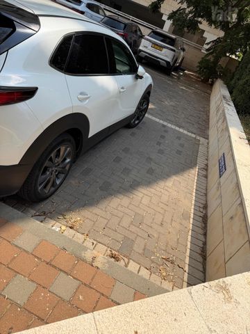 מאזדה CX-30