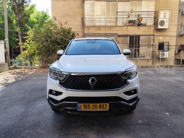 מודעת רכב סאנגיונג רקסטון