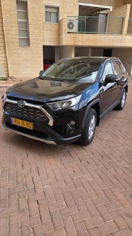 מודעת רכב טויוטה RAV4
