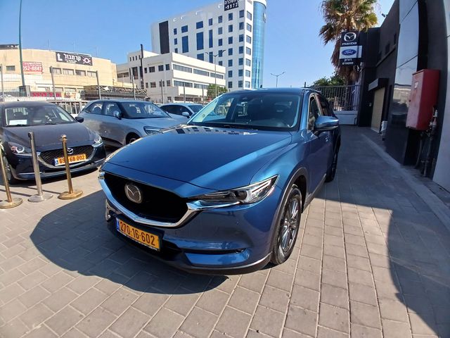 מודעת רכב מאזדה CX-5