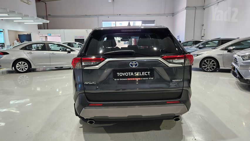 טויוטה RAV4