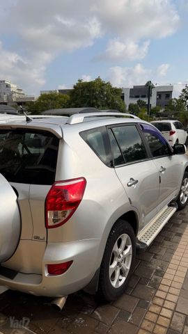 טויוטה RAV4