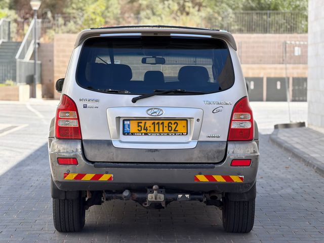 יונדאי טאראקן