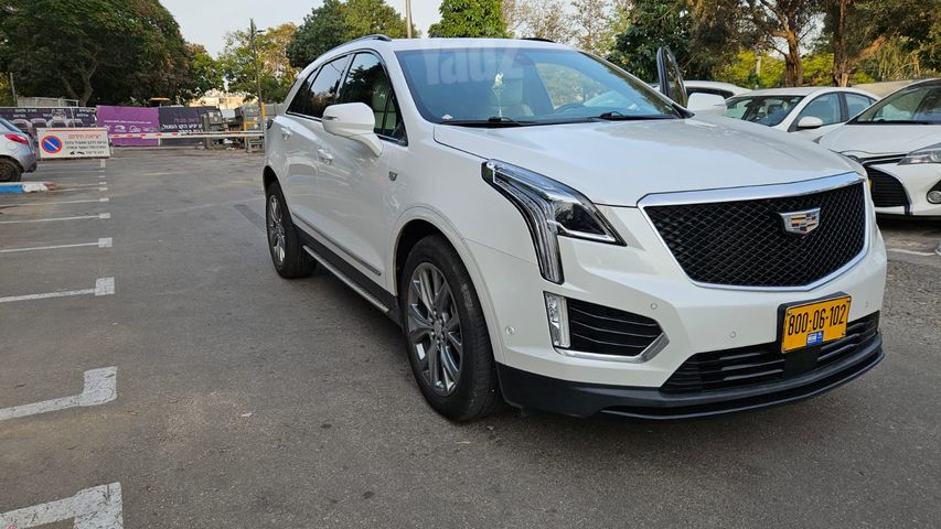 קאדילק XT5