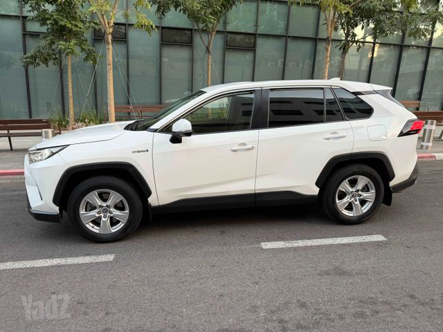 טויוטה RAV4