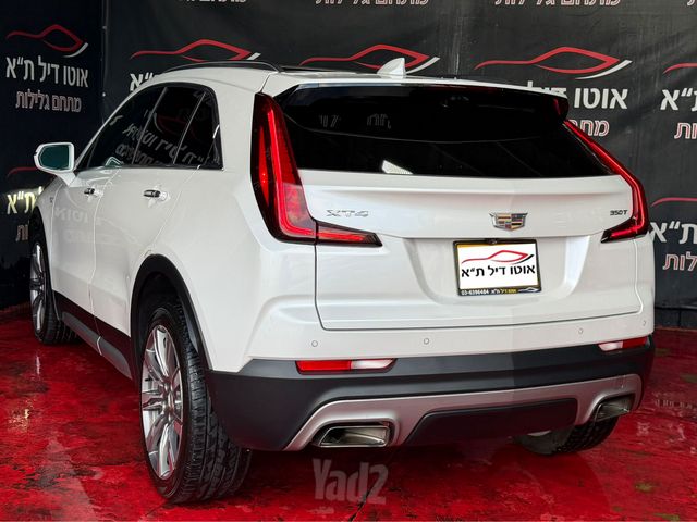 קאדילק XT4