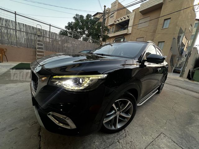 אם ג'י EHS PHEV