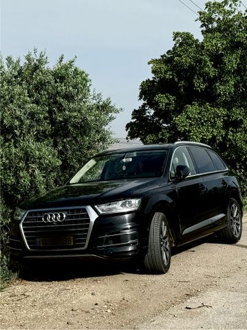 אאודי Q7