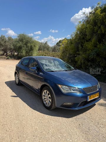 מודעת רכב סיאט לאון