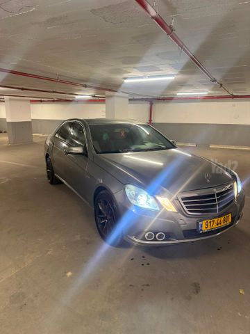 מרצדס-בנץ E-class