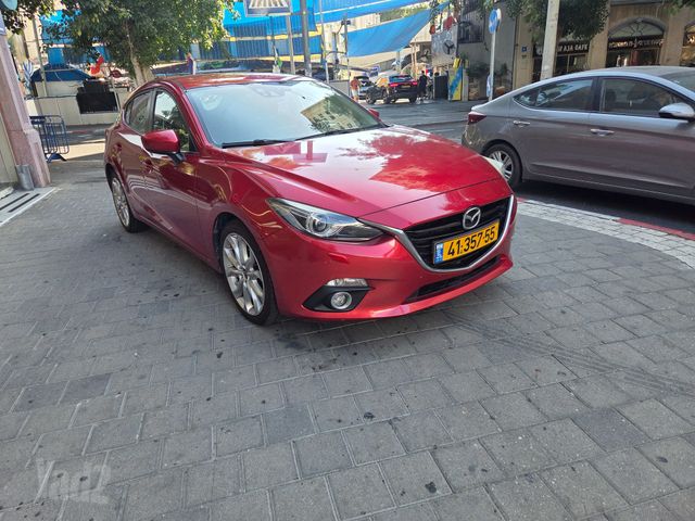 מודעת רכב מאזדה 3