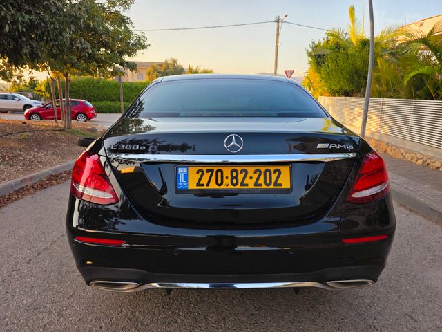 מרצדס-בנץ E-class