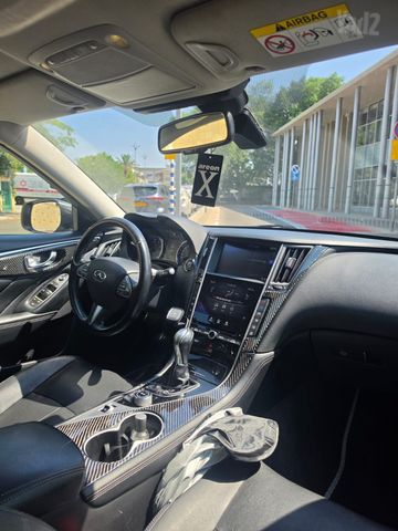אינפיניטי Q50