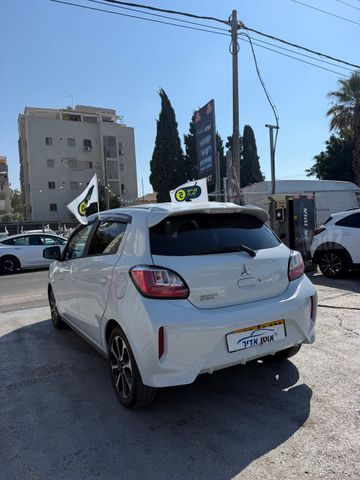 מיצובישי ספייס סטאר