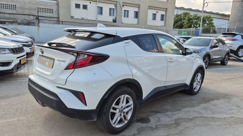 טויוטה C-HR