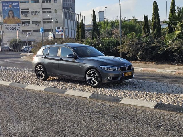 מודעת רכב ב מ וו סדרה 1 1