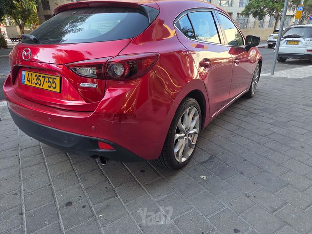 מאזדה 3