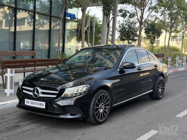 מודעת רכב מרצדס-בנץ C-class