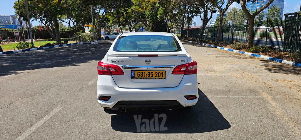 ניסאן סנטרה