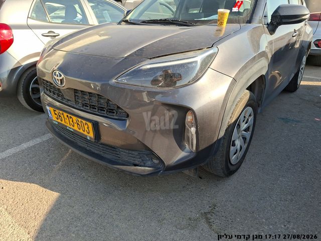 מודעת רכב טויוטה יאריס קרוס