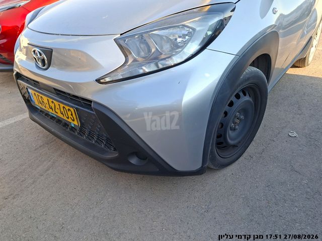 טויוטה אייגו X