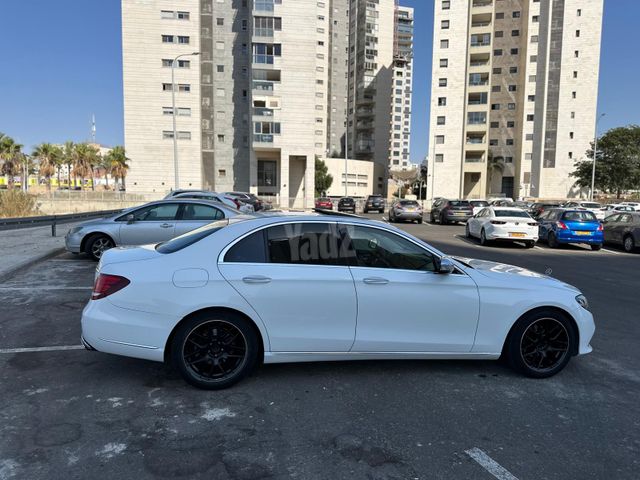 מרצדס-בנץ E-class