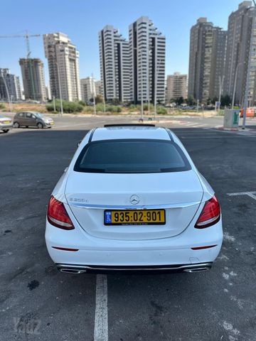 מרצדס-בנץ E-class