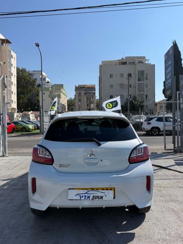 מיצובישי ספייס סטאר