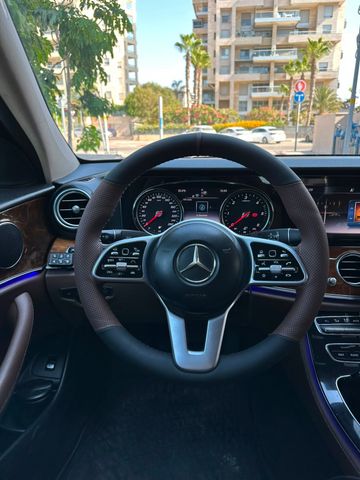 מרצדס-בנץ E-class