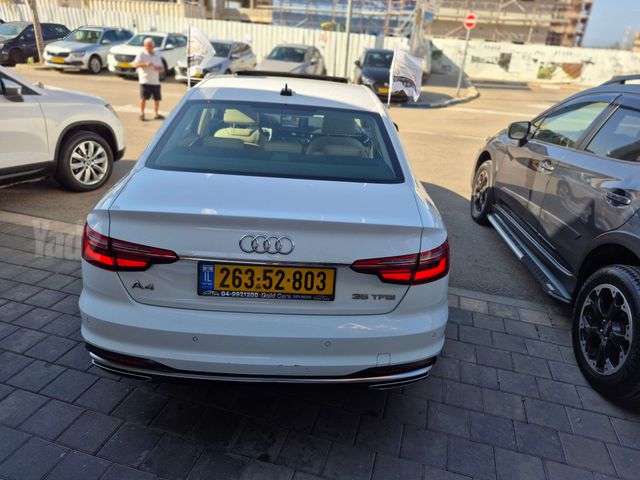 אאודי A4