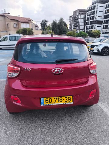 יונדאי i10