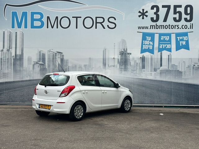 יונדאי i20