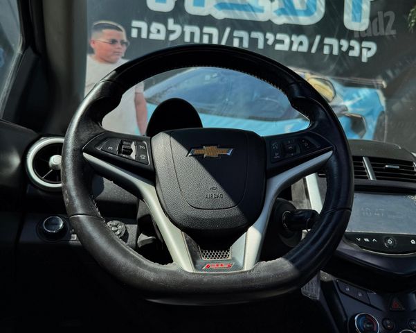 שברולט סוניק