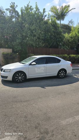 סקודה אוקטביה