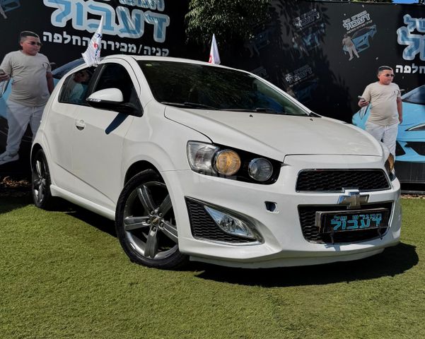 שברולט סוניק