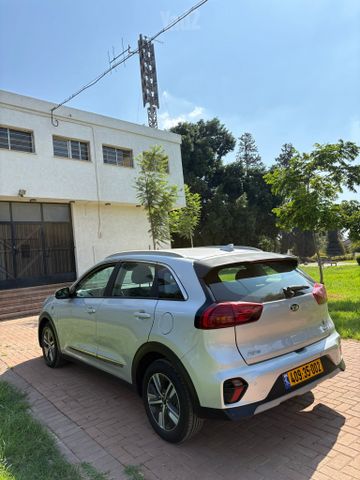 קיה נירו