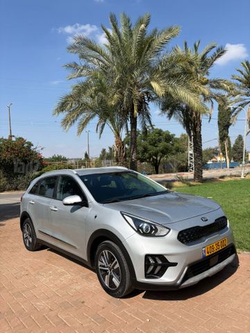קיה נירו