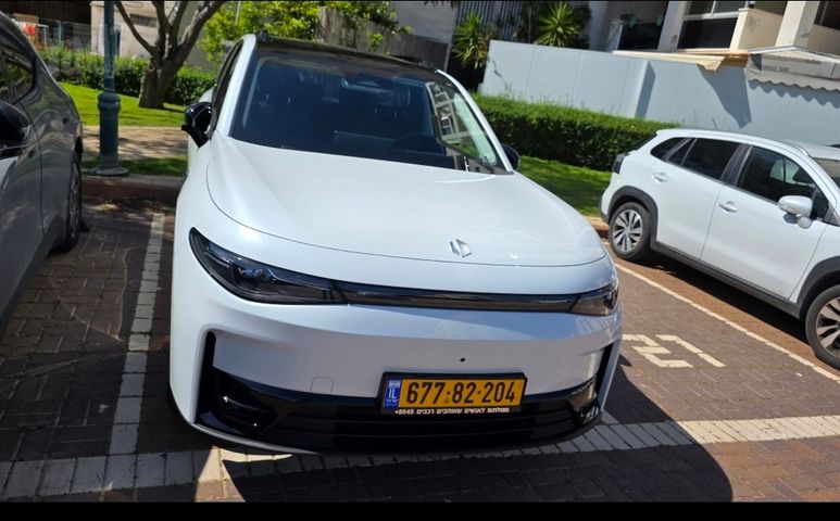 ליפמוטור C10