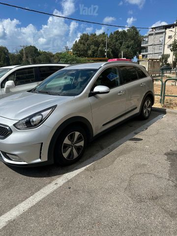קיה נירו