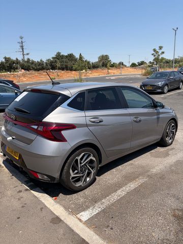יונדאי i20